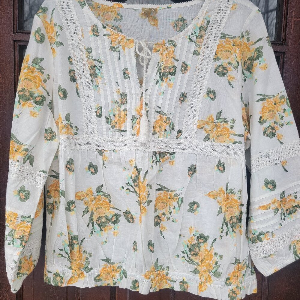 TRUE CRAFT YELLOW FLOWERED TOP SZ XL